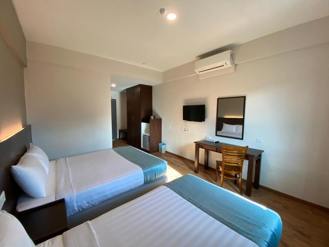 Ksb Village Resort Kampong Tambak Exterior photo